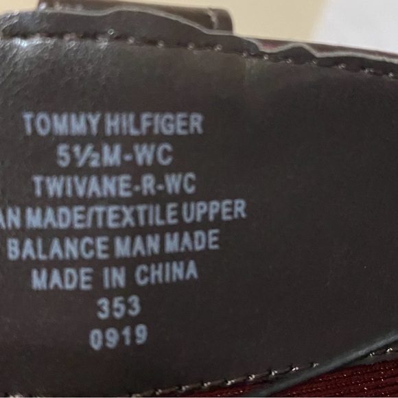 NewTommy Hilfiger Brown Leather Footwear - Picture 3 of 7